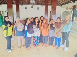 Senam Lansia Jum'at Pon Sore Padukuhan Pulengelo